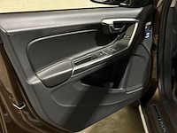 Volvo v60 cross country 2.0 d3 polar+ 150pk 2017, pt-351-g - afbeelding 17 van  40