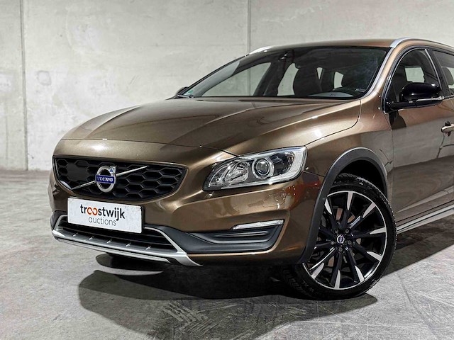 Volvo v60 cross country 2.0 d3 polar+ 150pk 2017, pt-351-g - afbeelding 23 van  40