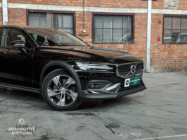 Volvo v60 cross country 2.0 d4 awd intro edition 190pk 2019 (origineel-nl), zn-457-l - afbeelding 3 van  64