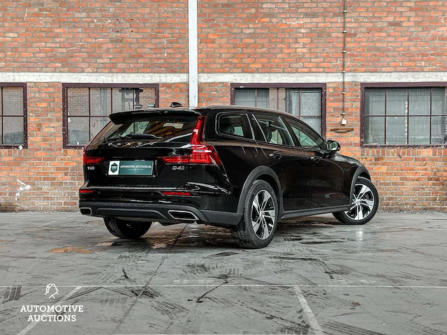 Volvo v60 cross country 2.0 d4 awd intro edition 190pk 2019 (origineel-nl), zn-457-l - afbeelding 7 van  64