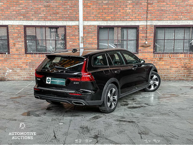 Volvo v60 cross country 2.0 d4 awd intro edition 190pk 2019 (origineel-nl), zn-457-l - afbeelding 8 van  64