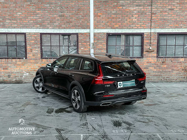 Volvo v60 cross country 2.0 d4 awd intro edition 190pk 2019 (origineel-nl), zn-457-l - afbeelding 16 van  64