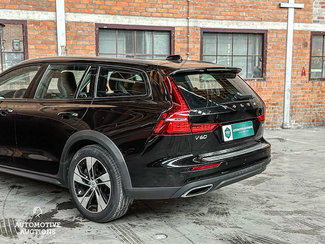 Volvo v60 cross country 2.0 d4 awd intro edition 190pk 2019 (origineel-nl), zn-457-l - afbeelding 18 van  64