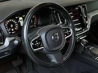 Volvo v60 cross country 2.0 d4 awd intro edition 190pk 2019 (origineel-nl), zn-457-l - afbeelding 21 van  64
