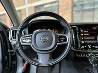 Volvo v60 cross country 2.0 d4 awd intro edition 190pk 2019 (origineel-nl), zn-457-l - afbeelding 26 van  64