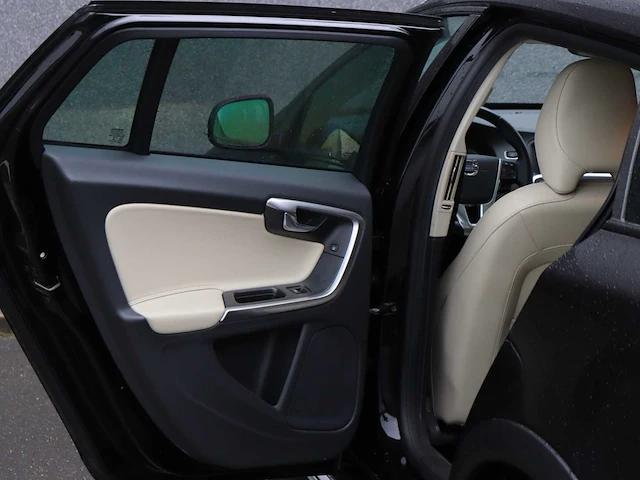 Volvo v60 cross country 2.0 d4 polar+ | xh-209-f - afbeelding 13 van  39
