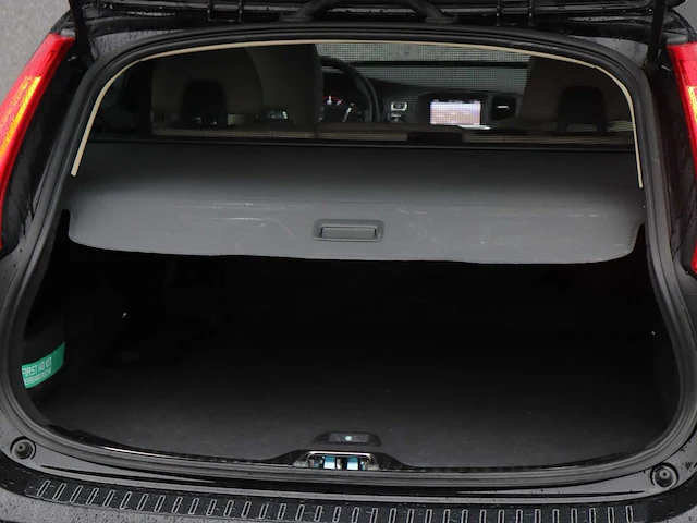 Volvo v60 cross country 2.0 d4 polar+ | xh-209-f - afbeelding 15 van  39