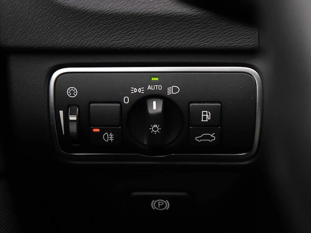Volvo v60 cross country 2.0 d4 polar+ | xh-209-f - afbeelding 20 van  39