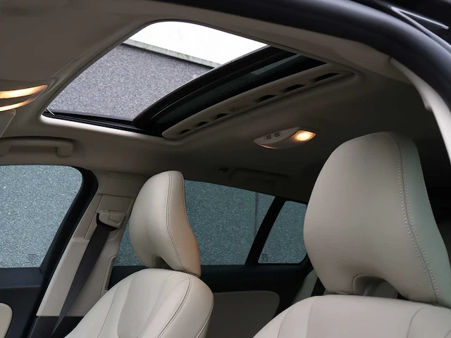 Volvo v60 cross country 2.0 d4 polar+ | xh-209-f - afbeelding 36 van  39