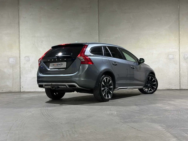 Volvo v60 cross country 2.0 d4 summum 191pk 2015, hf-783-b - afbeelding 2 van  42