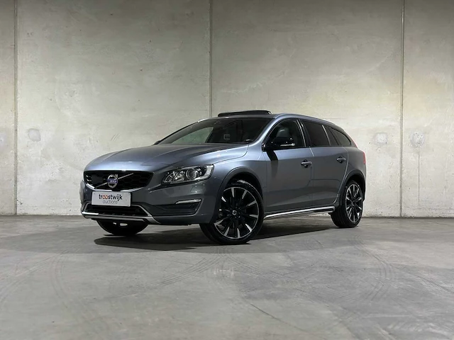 Volvo v60 cross country 2.0 d4 summum 191pk 2015, hf-783-b - afbeelding 1 van  42