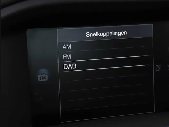 Volvo v60 cross country 2.0 t5 summum | hd-527-l - afbeelding 11 van  45