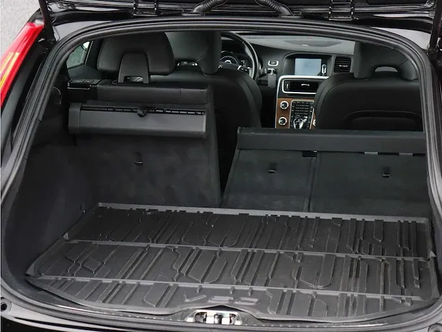 Volvo v60 cross country 2.0 t5 summum | hd-527-l - afbeelding 21 van  45