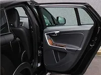 Volvo v60 cross country 2.0 t5 summum | hd-527-l - afbeelding 27 van  45