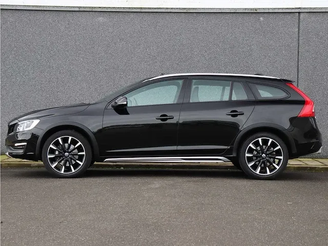 Volvo v60 cross country 2.0 t5 summum | hd-527-l - afbeelding 45 van  45
