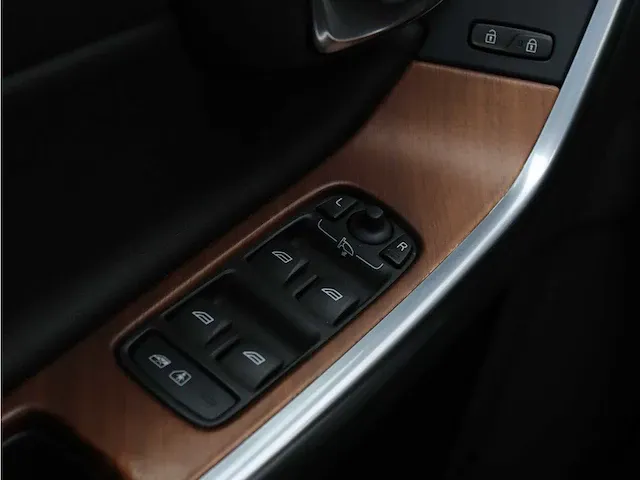 Volvo v60 cross country 2.0 t5 summum | hd-527-l - afbeelding 7 van  45