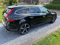 Volvo v60 d6 twin engine - personenauto - 2016 - afbeelding 13 van  48