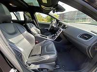 Volvo v60 d6 twin engine - personenauto - 2016 - afbeelding 15 van  48