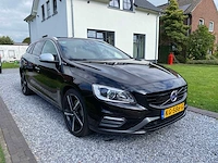 Volvo v60 d6 twin engine - personenauto - 2016 - afbeelding 12 van  48