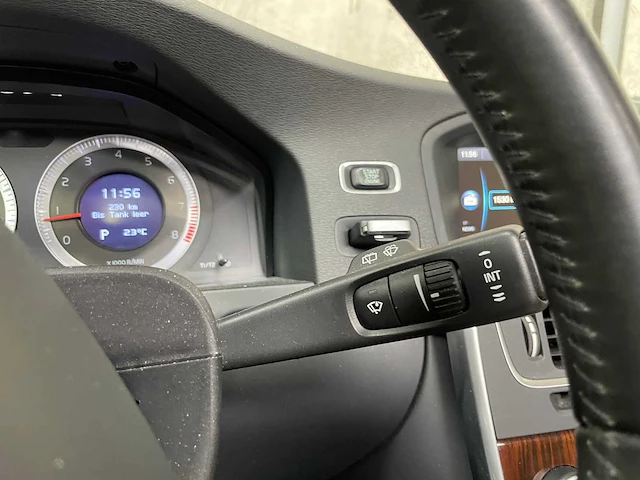 Volvo v60 generation v 2.0 200pk 2011 - afbeelding 9 van  32