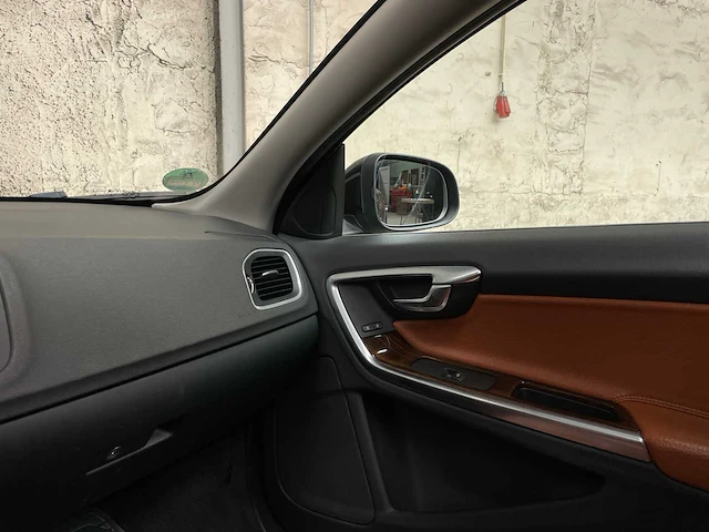 Volvo v60 generation v 2.0 200pk 2011 - afbeelding 14 van  32