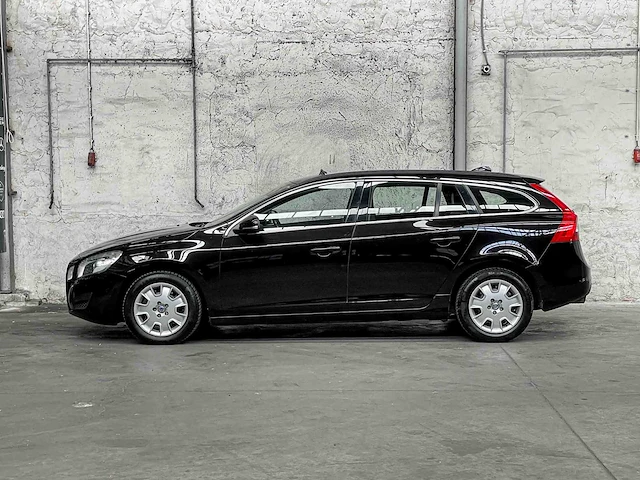Volvo v60 generation v 2.0 200pk 2011 - afbeelding 32 van  32