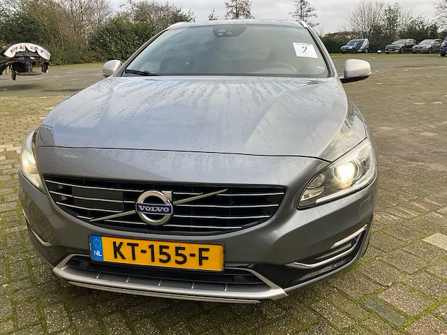 Volvo v60 personenauto - afbeelding 2 van  15