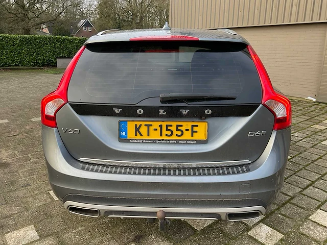 Volvo v60 personenauto - afbeelding 4 van  15