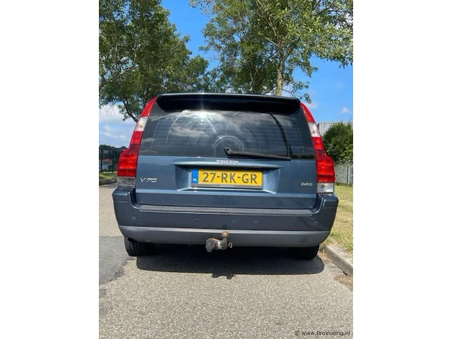 Volvo v70 - 2.4d | automaat | 27-rk-gr - afbeelding 2 van  11