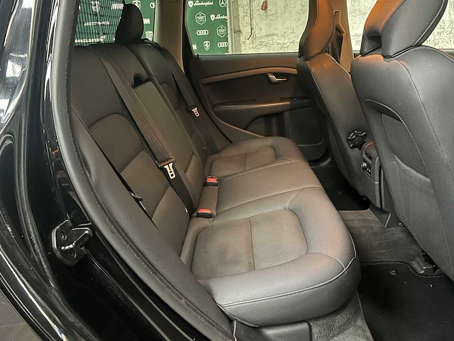 Volvo v70 145pk 2009, h-832-zn - afbeelding 14 van  27