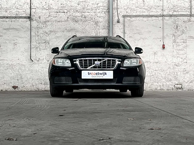 Volvo v70 145pk 2009, h-832-zn - afbeelding 3 van  27