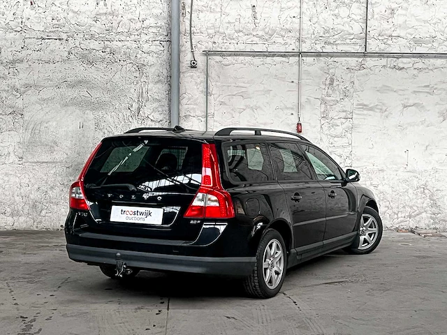 Volvo v70 145pk 2009, h-832-zn - afbeelding 7 van  27