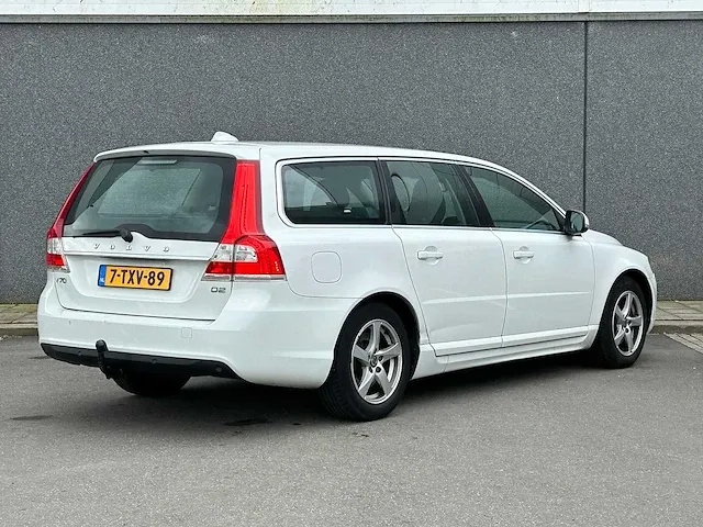 Volvo v70 1.6 d2 momentum | 7-txv-89 - afbeelding 29 van  34