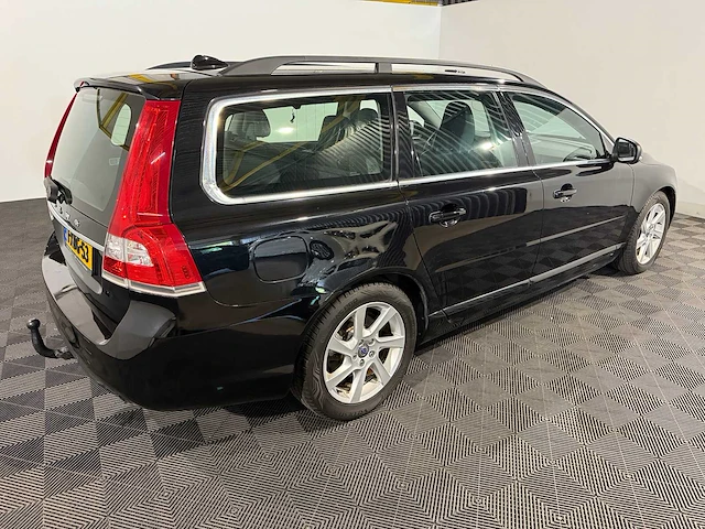 Volvo v70 1.6 d2 nordic+, 1-xbg-53 - afbeelding 11 van  16