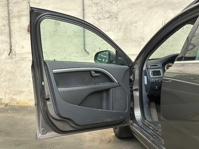 Volvo v70 1.6 t4 lim. edition 179pk 2011, 77-sjf-4 - afbeelding 20 van  43