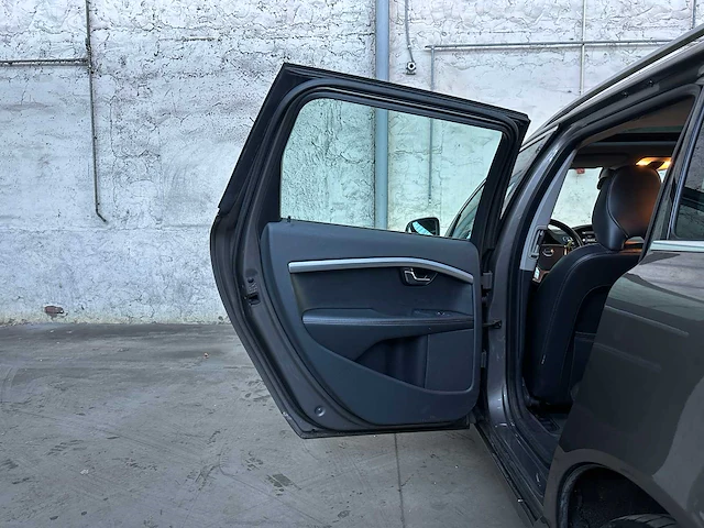 Volvo v70 1.6 t4 lim. edition 179pk 2012, (origineel-nl), 23-tsz-4 - afbeelding 38 van  41