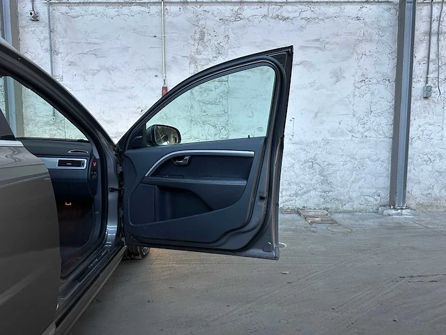 Volvo v70 1.6 t4 lim. edition 179pk 2012, (origineel-nl), 23-tsz-4 - afbeelding 39 van  41