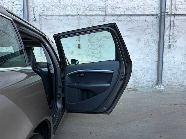 Volvo v70 1.6 t4 lim. edition 179pk 2012, (origineel-nl), 23-tsz-4 - afbeelding 40 van  41