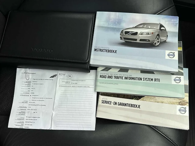 Volvo v70 1.6 t4 limited edition 2011 | 06-spx-5 - afbeelding 27 van  35