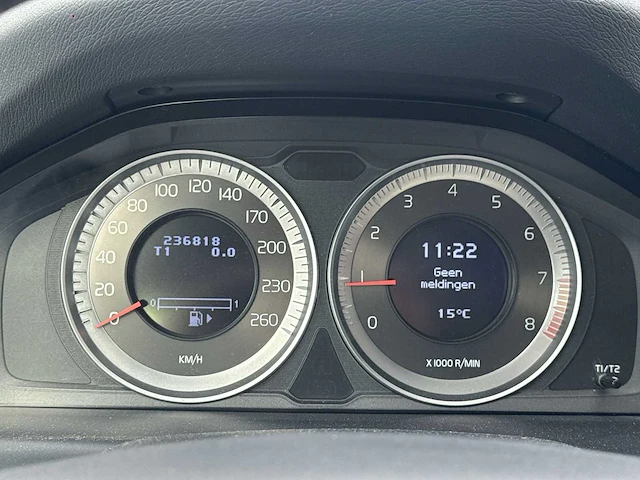 Volvo v70 1.6 t4 limited edition 2012 | 48-xkz-1 - afbeelding 7 van  39