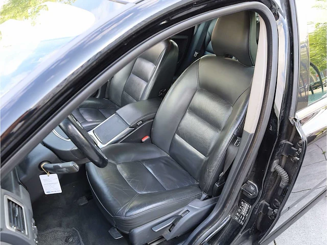 Volvo v70 1.6 t4 limited edition automaat 2012, 49-szd-9 - afbeelding 4 van  38