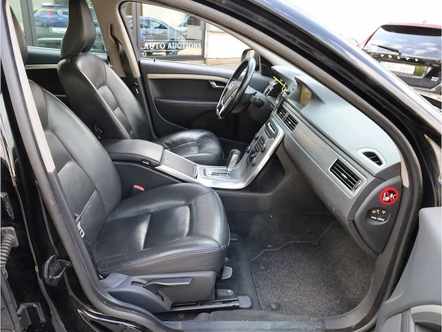 Volvo v70 1.6 t4 limited edition automaat 2012, 49-szd-9 - afbeelding 19 van  38