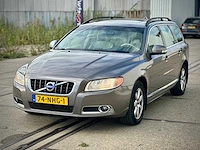 Volvo v70 2.0 d3 kinetic , ; 74-nhg-1 - afbeelding 1 van  15