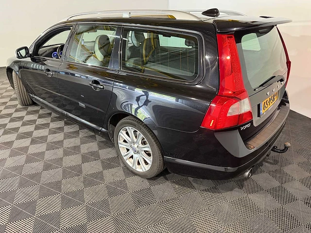 Volvo v70 2.0t r-edition, 65-psh-9 - afbeelding 10 van  17