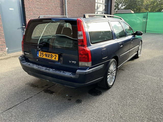 Volvo v70 2.3 t-5 geartr. c.l - personenauto - afbeelding 12 van  17