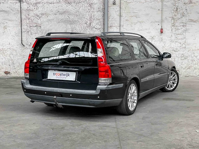Volvo v70 2.3 t-5 geartronic c.l 250pk 2001, 18-hp-gj - afbeelding 2 van  39