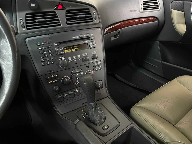 Volvo v70 2.3 t-5 geartronic c.l 250pk 2001, 18-hp-gj - afbeelding 19 van  39