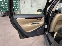 Volvo v70 2.3 t-5 geartronic c.l 250pk 2001, 18-hp-gj - afbeelding 24 van  39