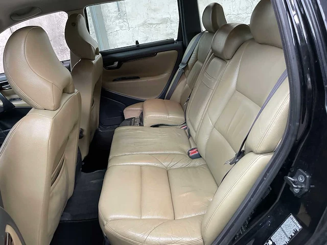 Volvo v70 2.3 t-5 geartronic c.l 250pk 2001, 18-hp-gj - afbeelding 29 van  39