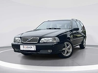 Volvo v70 2.4 comfort 1999 | 21-dg-vz - afbeelding 1 van  20